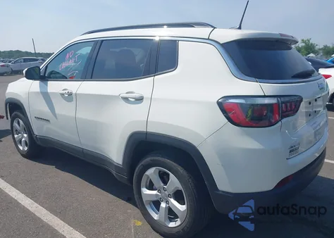 2020 Jeep Compass Latitude 4X4 from USA, damaged, VIN 3C4NJDBBXLT168695